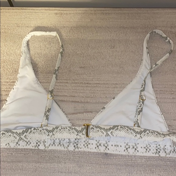 Green and white snake print bikini top and bottom - Picture 2 of 4
